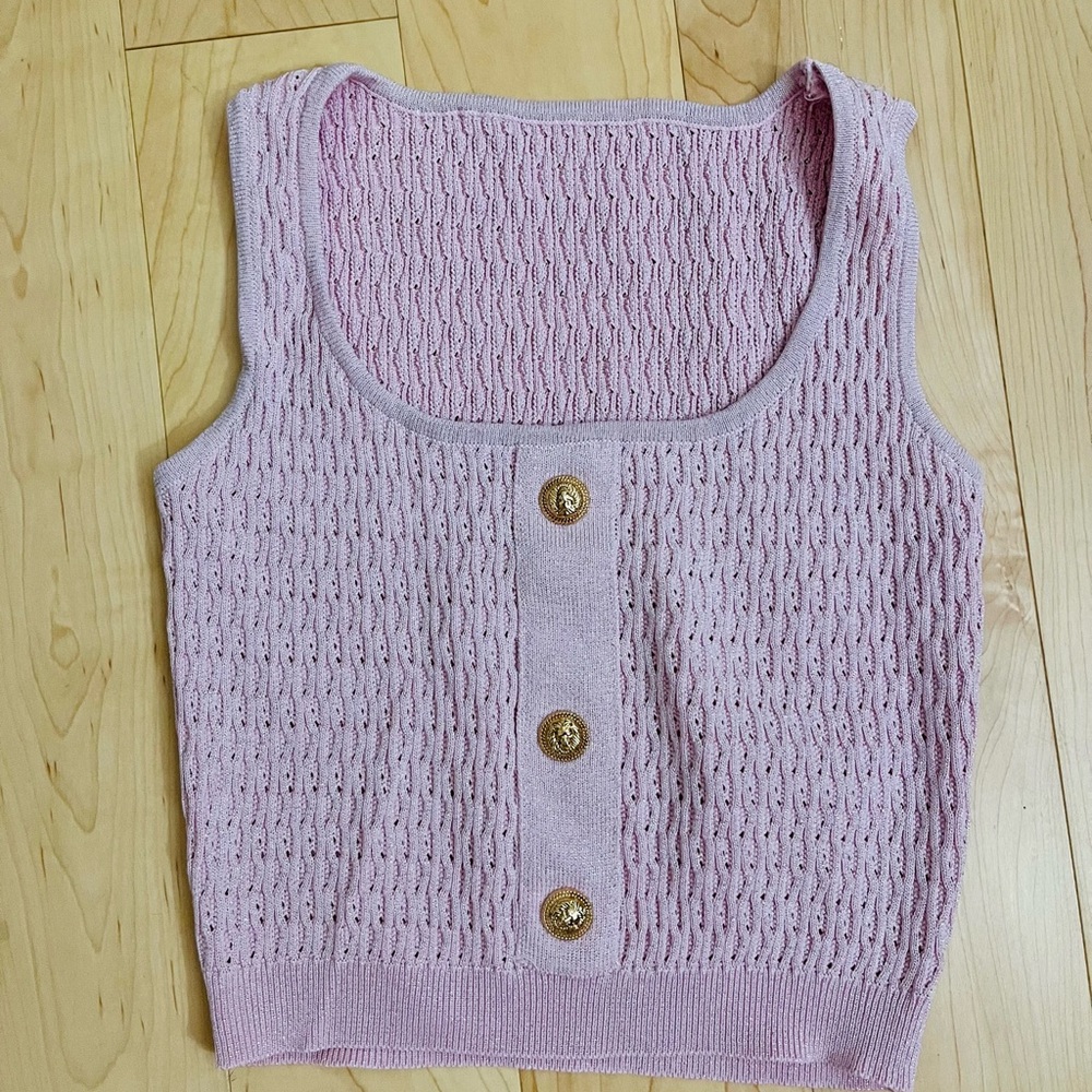 Brand new pink knit top